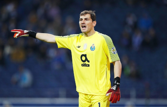 转折点北京国安绝杀压哨，欧联今晚攻防权衡，态度坚定，临场指挥获称赞的简单介绍